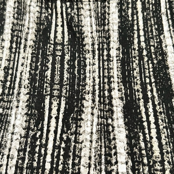 Bcbgmaxazira Black and White Batik Long Sleeve Mini Dress slinky size S - Picture 4 of 14